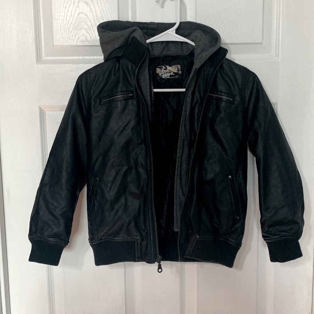 Boys Leather jacket with removable hood 6/7